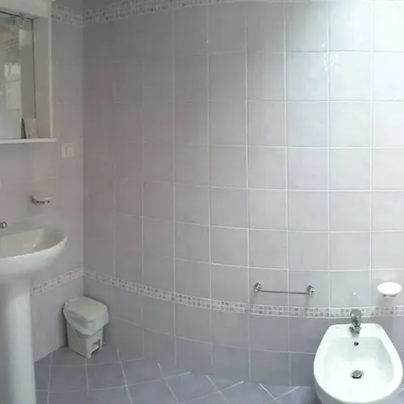 Apartamento Ampio Con Piscina In Prossimita Del Mare